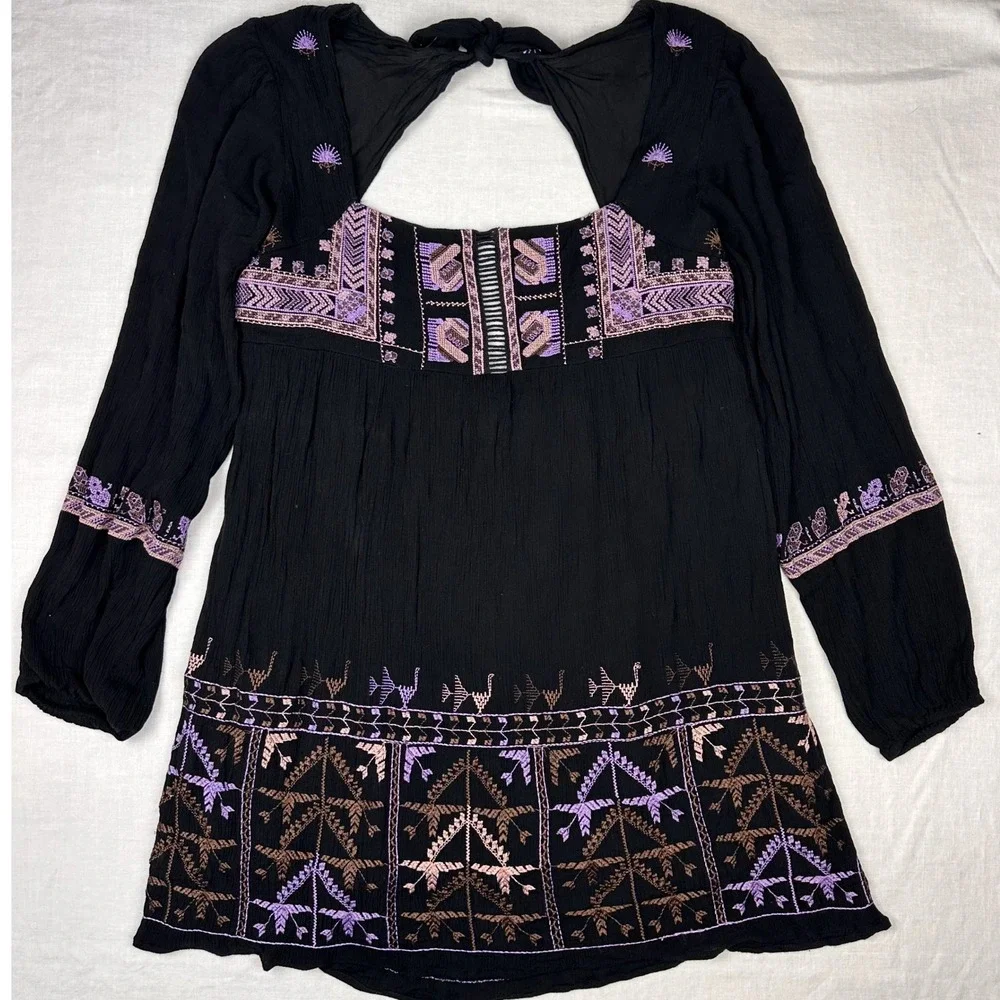 Free People‎ Black Embroidered Mini Dress Small Long Sleeve Open Back Boho